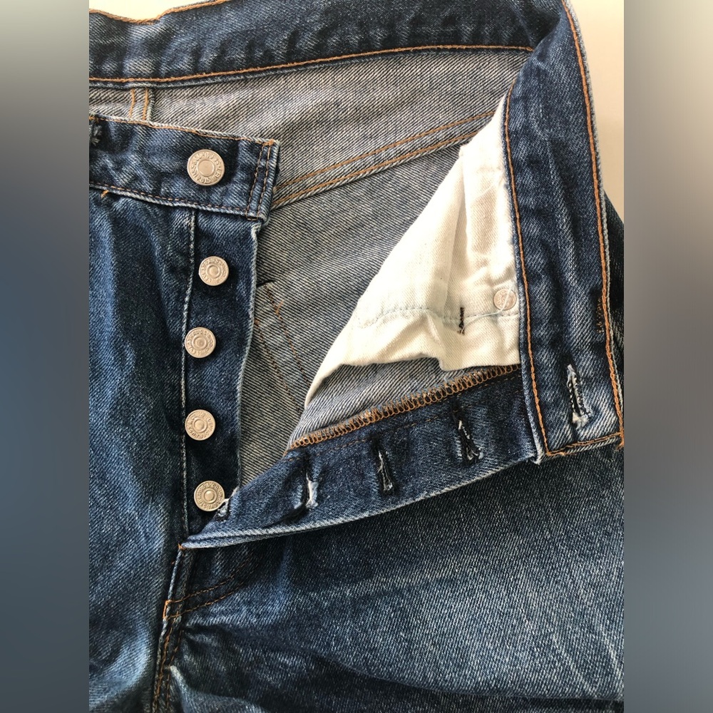 VTG 1970s Levi 501s dark denim straight leg
5 pocket front rivet 100% cot 29/29 - Picture 2 of 16